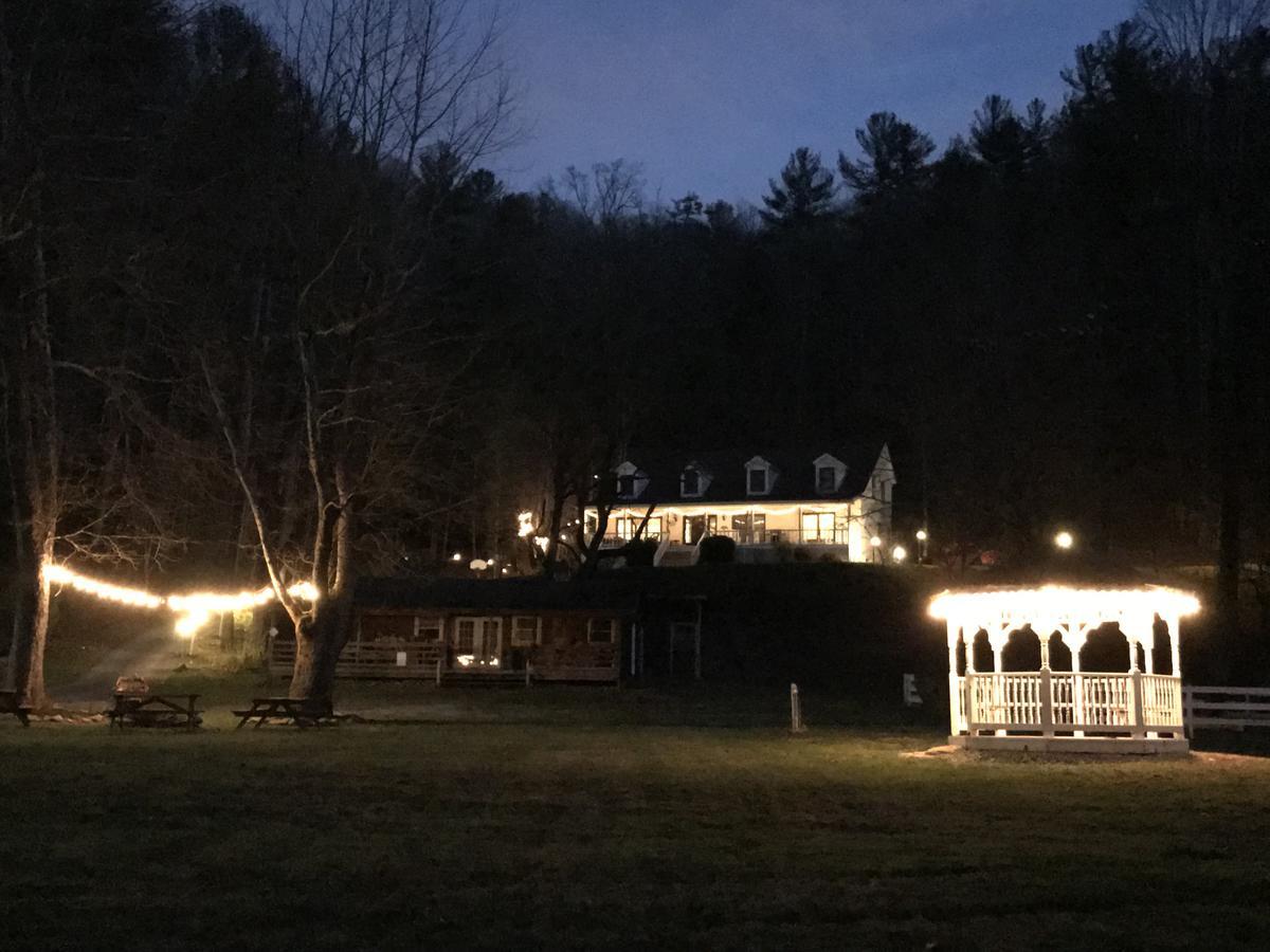 Valle Crucis Farm Extérieur photo